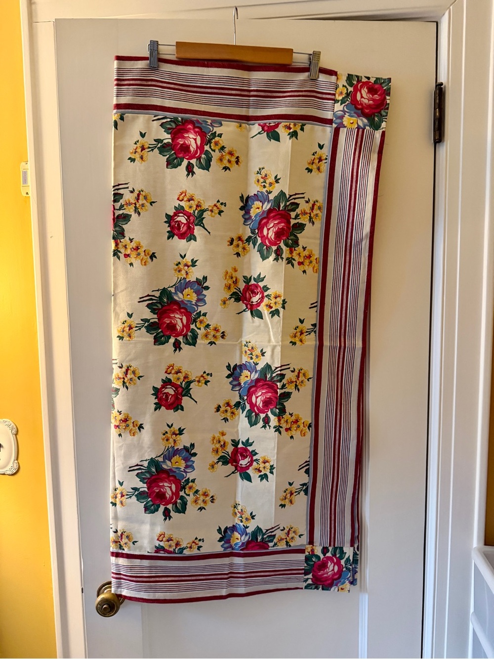 Vintage square Floral linen table linen